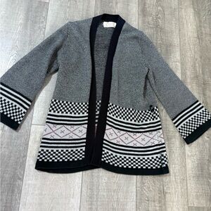 🎲Pendleton Black and Gray Geometric Cardigan🎲